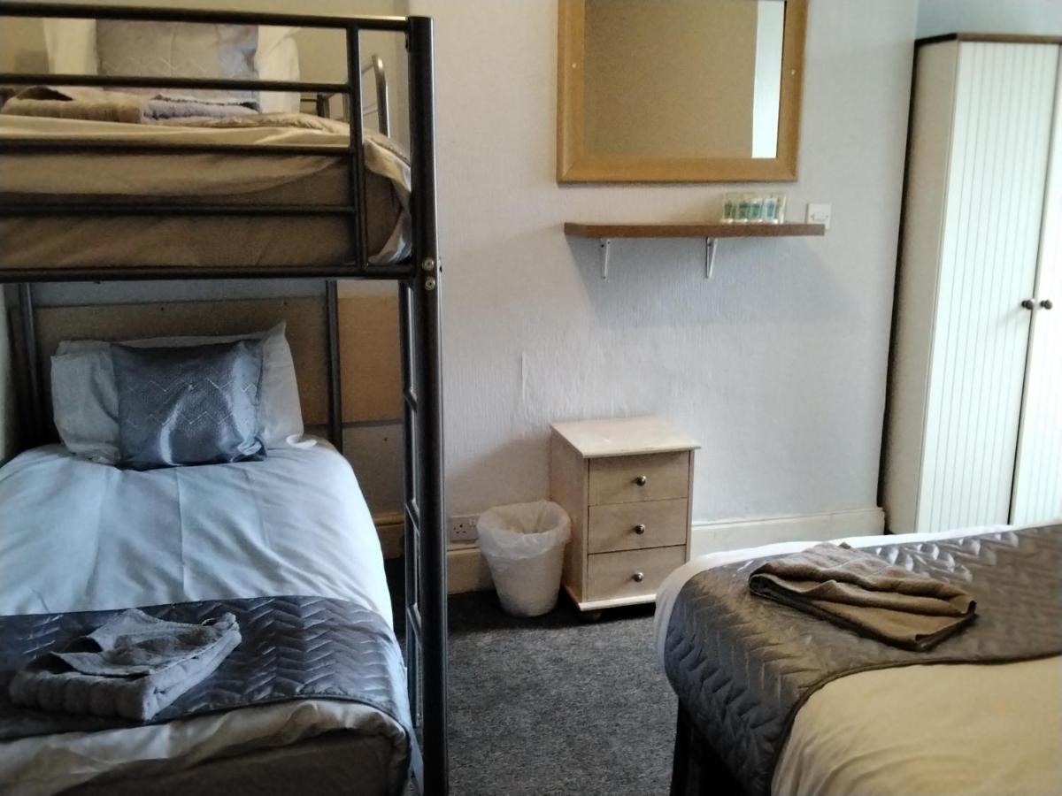 Lucena Bed & Breakfast Blackpool